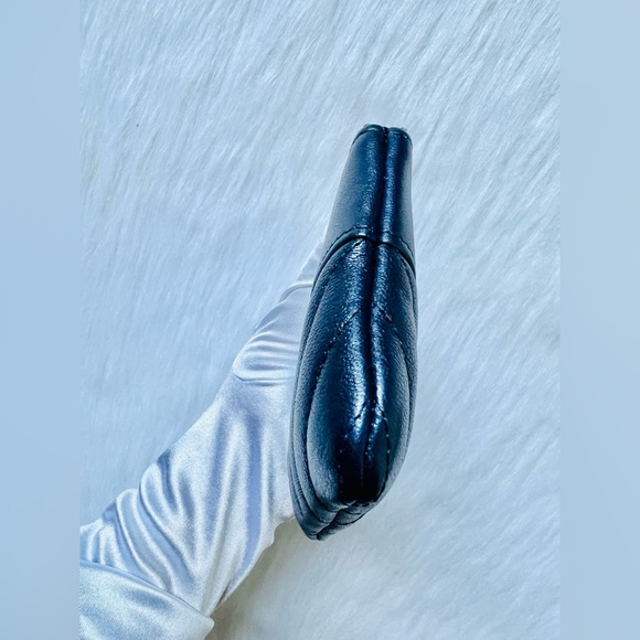 🔥CHANEL Cosmetics O-Case - Picture 11 of 13